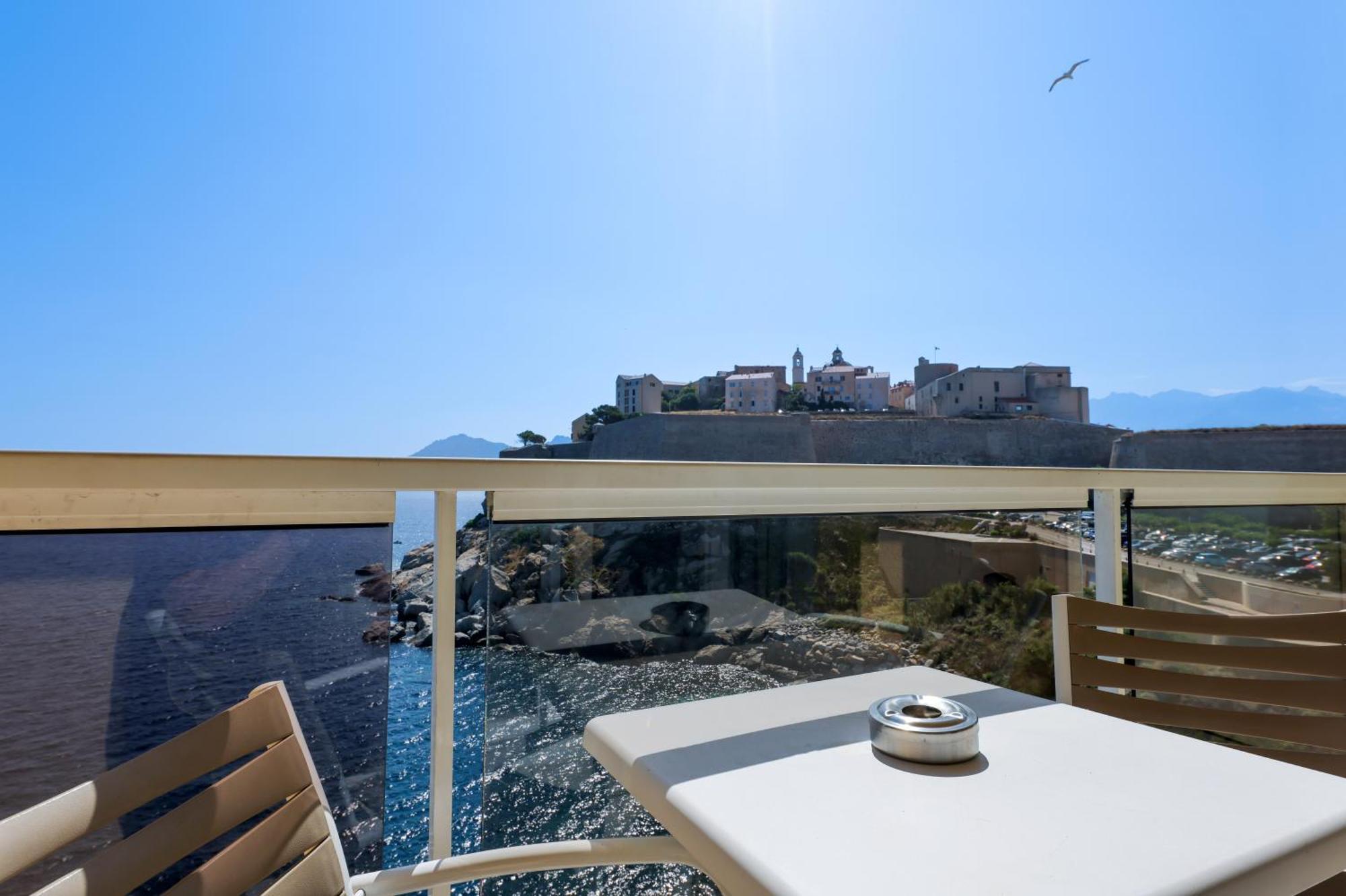 Hotel Saint Christophe Calvi  Kültér fotó