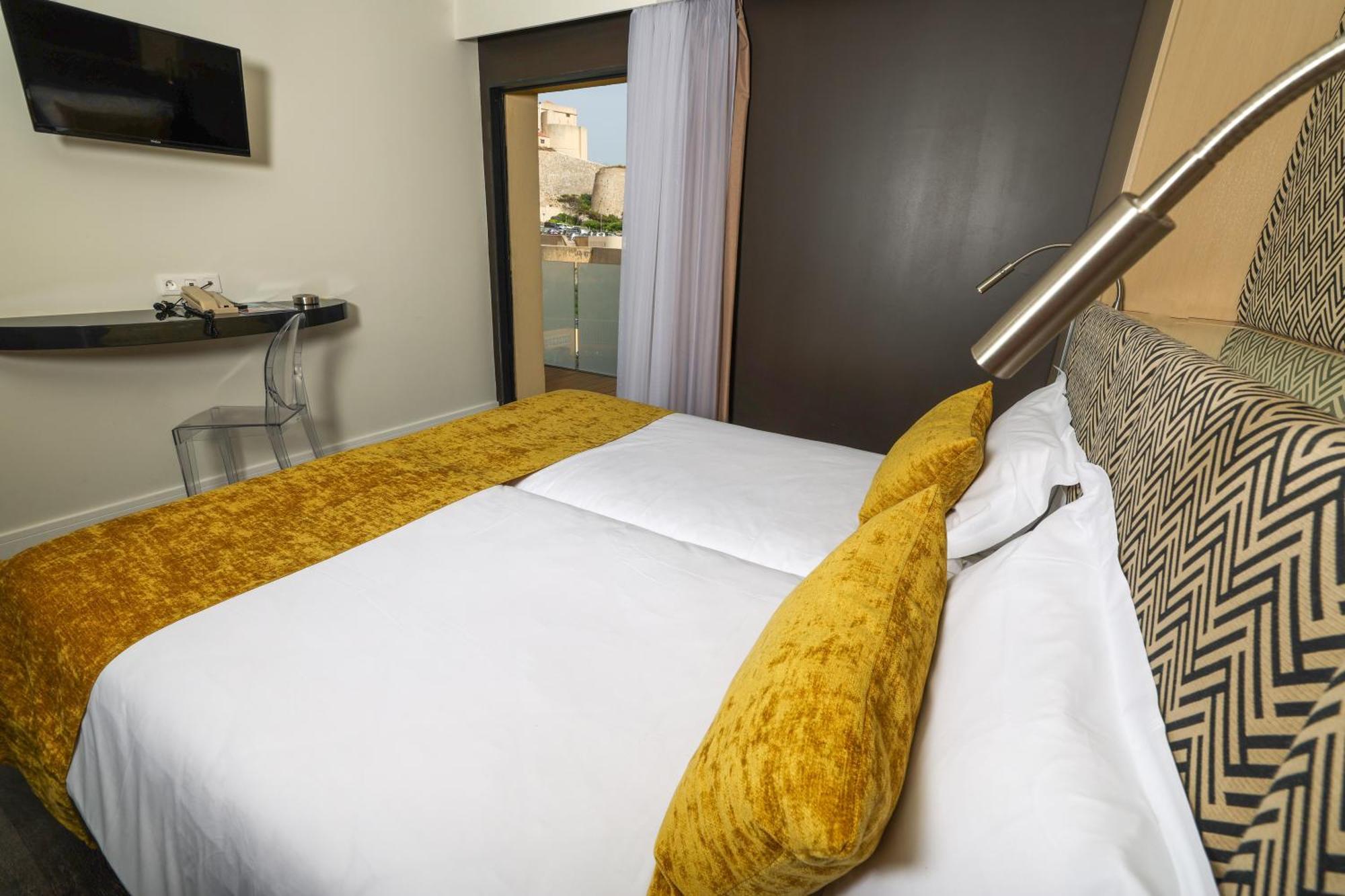 Hotel Saint Christophe Calvi  Kültér fotó