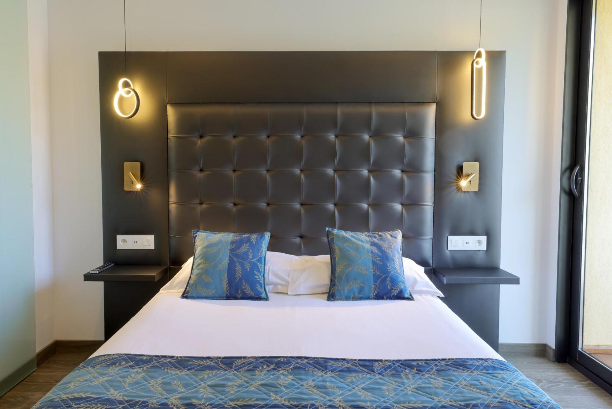 Hotel Saint Christophe Calvi  Kültér fotó