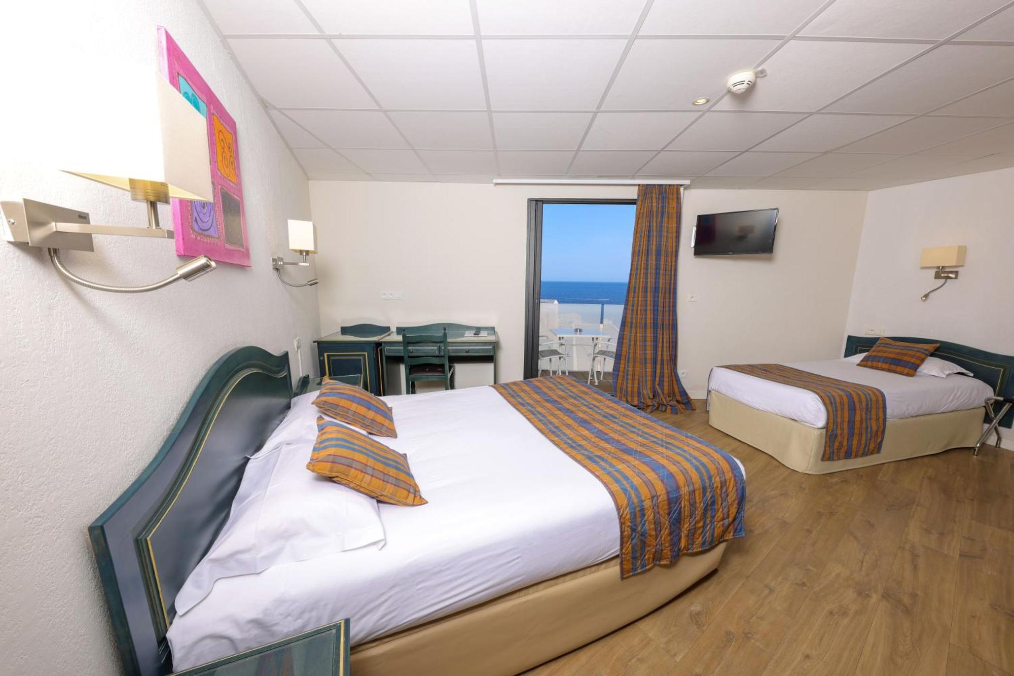 Hotel Saint Christophe Calvi  Kültér fotó