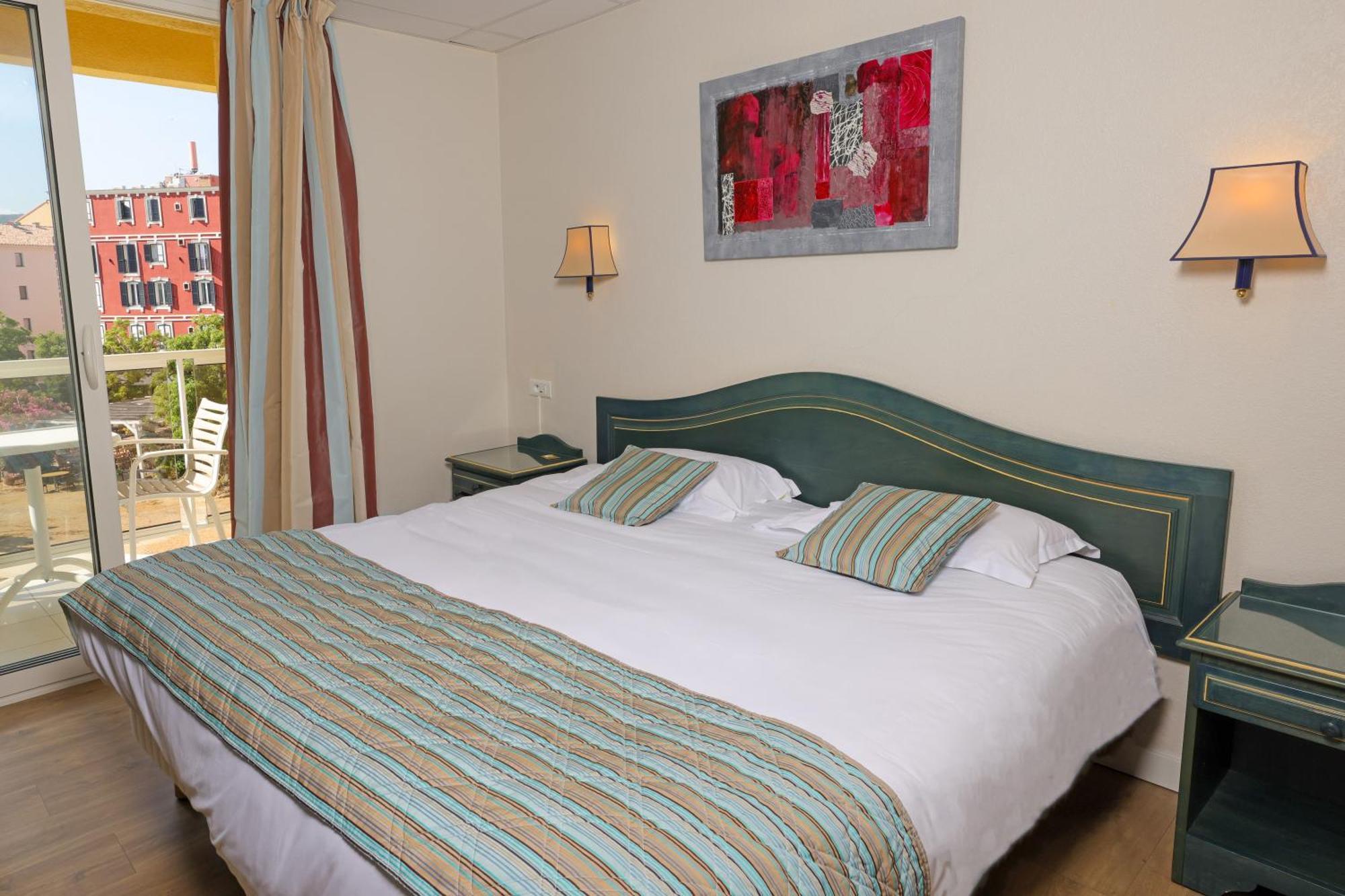 Hotel Saint Christophe Calvi  Kültér fotó